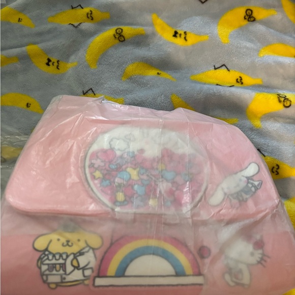 Loungefly - Picture 5 of 7